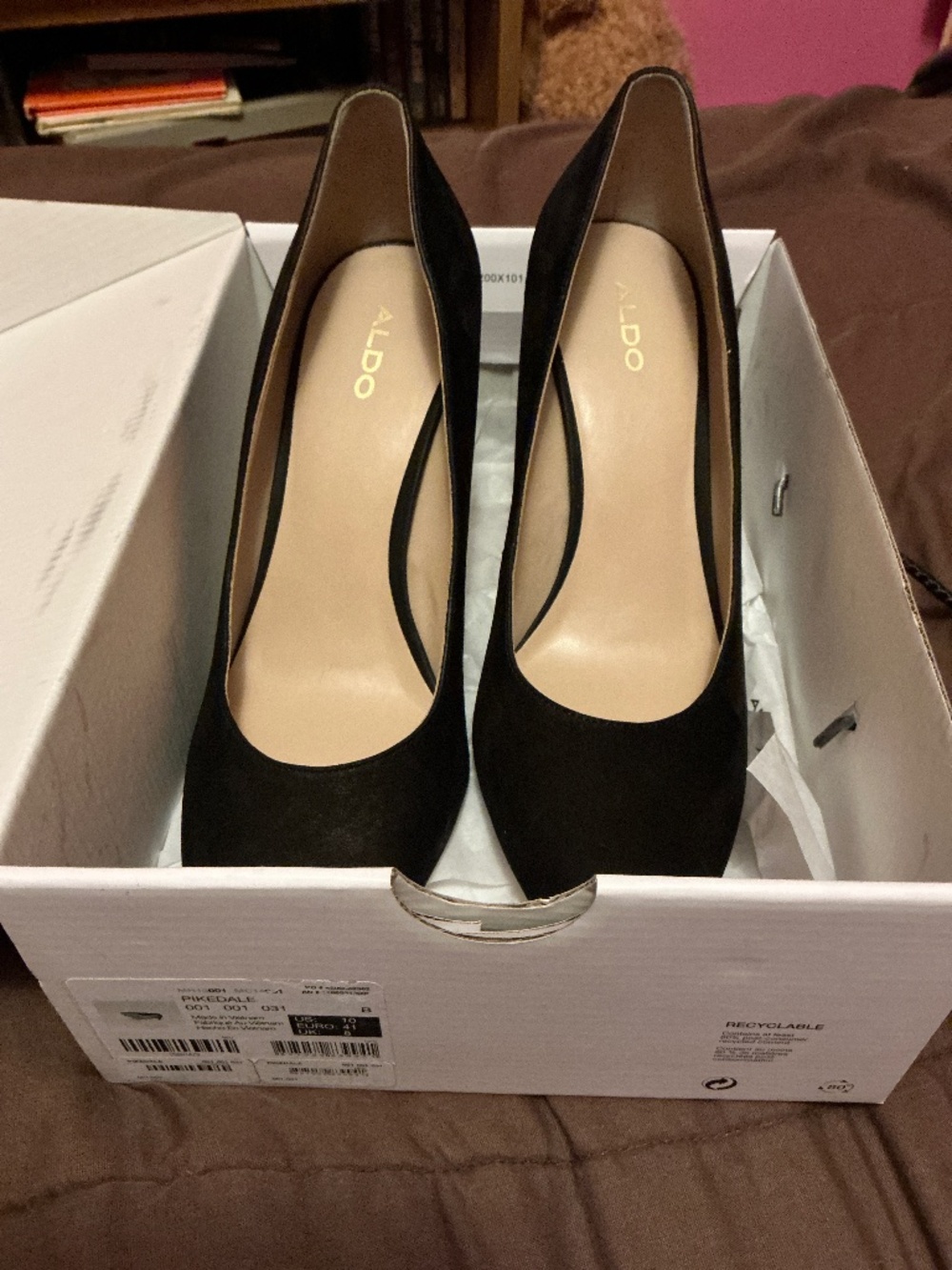 Aldo “Pikedale”  4 inch high heels.